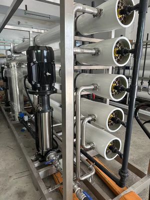 Buon prezzo SS304 Sistema di trattamento dell'acqua per osmosi inversa con Filmtec Membrana Efficiency Industrial RO System in linea