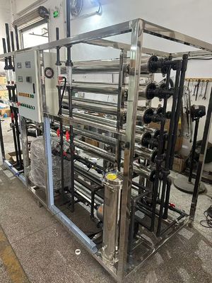 Buon prezzo Sistema di trattamento dell'acqua EDI per la produzione di acqua ultrapura con pompe Grundfos/CNP in linea