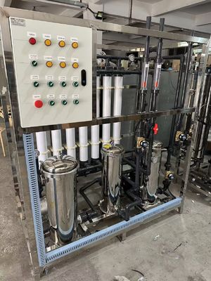 Buon prezzo Sistema di ultrafiltrazione resistente con tecnologia di ultrafiltrazione e pannello di controllo in acciaio inossidabile 240 kg di tensione personalizzata in linea
