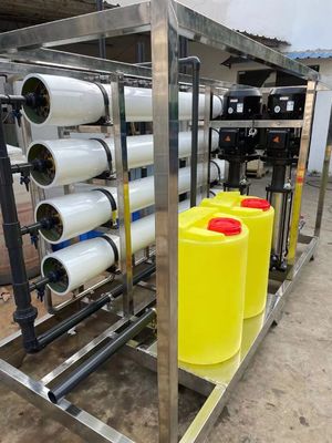 Buon prezzo Equipaggiamento di nanofiltrazione a pellicola sottile 10-100 M3/h con sistema di controllo PLC in linea