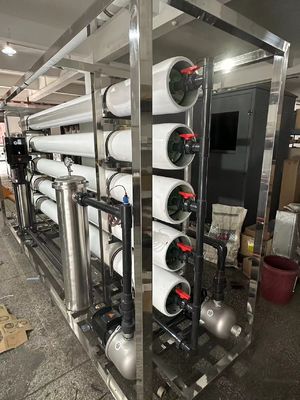 Buon prezzo 150-300 Psi Pressione RO Sistema di acqua salmastra con controllo PLC Siemens S7 in linea