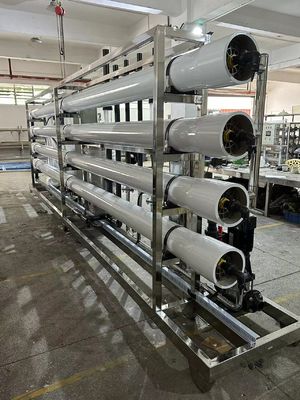 Buon prezzo Purificazione dell'acqua Sistema RO industriale TFC con 5 fasi di filtrazione in linea