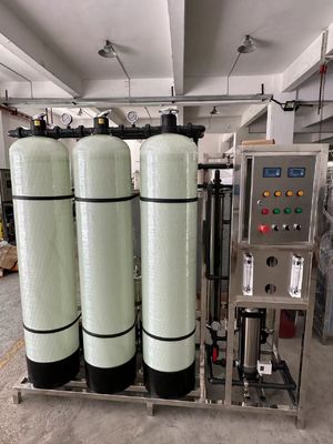 Buon prezzo 1000LPH Purificatore d'acqua ad osmosi inversa per la depurazione dell'acqua municipale in linea