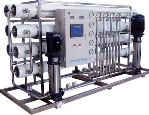 Buon prezzo Tasso di rigetto del sale del 98% Sistema RO commerciale 220V/380V con filtrazione a 5-7 fasi in linea