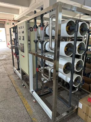 Buon prezzo Trattamento delle acque salmastre Sistema RO di acqua salata con capacità di 15 m3/ora e tasso di recupero del 50-75% in linea